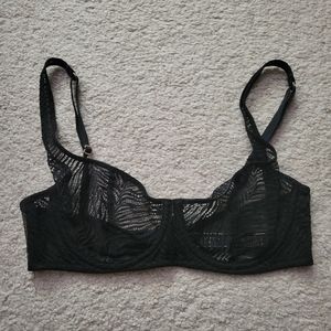Victoria's Secret Very sexy black unlined bra 32C